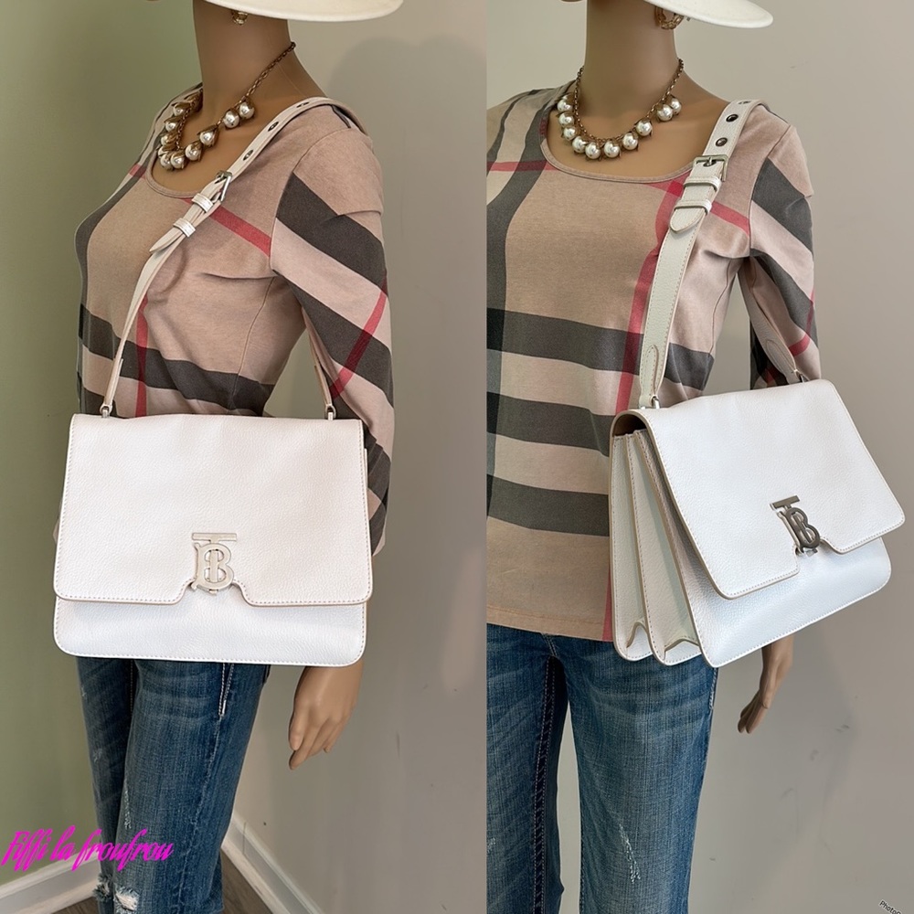 Authentic Burberry bag - Picture 2 of 16